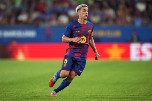 世体：在接受右膝内侧半月板手术后，加维已经开始康复训练