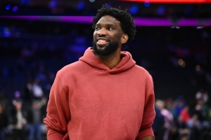 美媒：2014年以来甜瓜比恩比德多打了18场比赛 但他已经退役3年了