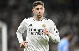 科贝：哈维-阿隆索未考虑让巴尔韦德在对阵黄潜时担任右后卫