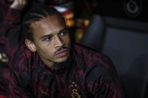 拜仁赢麻了？萨内战利物浦枯坐板凳，拒拜仁续约+900万年薪去土超