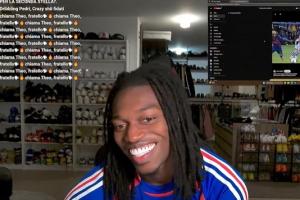 怪笑+怪叫莱奥直播中看亚马尔穿裆过人：WTF？