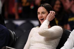 WNBA总裁私下表示：克拉克得感谢联盟 她的代言都是联盟促成的