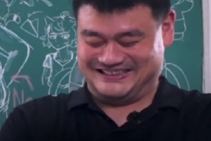 回忆往事！姚明揭秘名人堂演讲去老猫家吃Soul food：不太健康