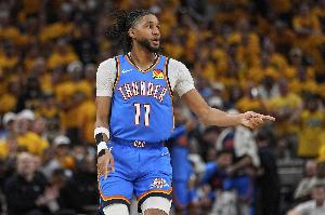 以赛亚-乔：和哈滕的默契已成本能反应 我们会进一步打磨团队配合