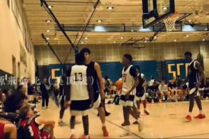 有事真上！张博源征战美高赛事爆发冲突 队友直接冲上来将其护住