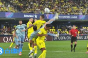 帅爆了！加蒂面对3人防守，惊天倒钩帮助尤文扳平比分