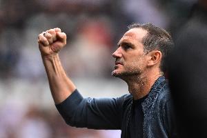 兰帕德执教考文垂取得三连胜+进12球0失球，暂时升至英冠榜首