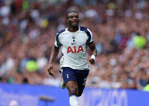 库杜斯：进球能极大提振前锋自信心 非常欣赏特尔坚持不懈的精神