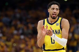 哈利伯顿：盼在步行者度过职业生涯 希望名字成科比一样的同义词