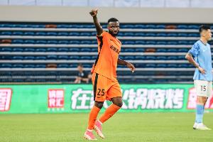 奥斯卡在最近的9场中超联赛中制造9球（6个进球、3次助攻）