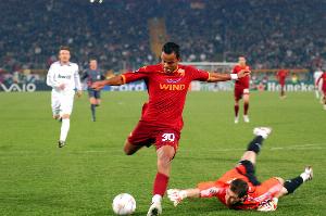 小曼奇尼：我对加斯佩里尼很有信心，罗马能获欧冠资格+意杯决赛