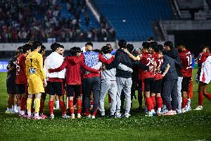 律师张冰：有经纪人坚称亚泰必保级 亚泰确实颇受足协格外地照顾