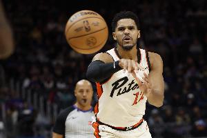 状态不错！托拜亚斯-哈里斯半场7中5高效拿下13分4板2助1断