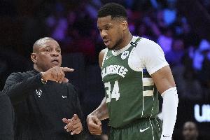 如何应对字母哥的交易流言？老里：我不应对 交易对话从未发生过