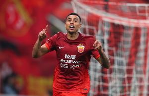 古斯塔沃合同剩半年+联赛撤销报名，被禁赛后海港生涯仅剩1场亚冠