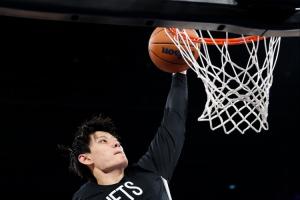 中国赛次战曾凡博被DNP！媒体人：你既然商业了就商业到底不是？