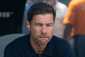 阿隆索：不会说我们依赖姆巴佩 居莱尔和贝林厄姆可以互换位置