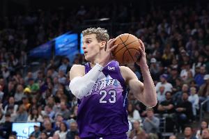 马尔卡宁已出战450场却从未打入过季后赛 现役球员最多