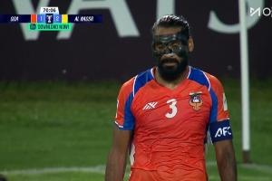 神相似！果阿后卫桑德什·西甘“撞脸”吕迪格，吧友们认为像吗？