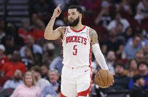 伙计：火箭的失误问题有待解决 若是范乔丹在就不必担心全场紧逼