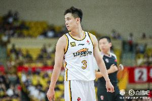 记者：赵继伟受伤后辽粤硬实力差距太大 辽宁的得分天花板很有限