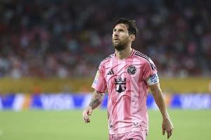 丰特：如果我当选巴萨主席，我做的第一件事就是给梅西打电话