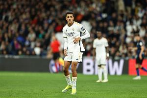 阿尔瓦罗：埃尔切球迷在现场支持我，对阵皇马进球为什么不庆祝呢