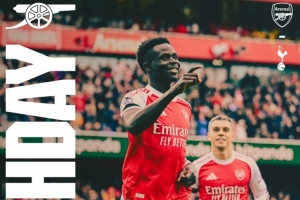 北伦敦德比！阿森纳发布对阵热刺海报：萨卡、特罗萨德出镜