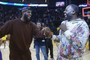 追梦谈詹姆斯：我没想打到第23个赛季 但我肯定还想再打几年