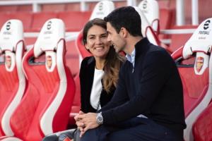 为丈夫助威！阿尔特塔妻子晒合照，庆祝阿森纳北伦敦德比大胜