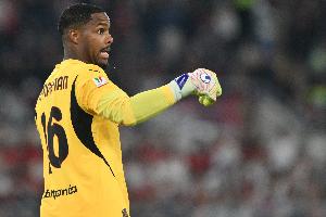 意媒：迈尼昂扑出恰20点球是心理博弈的结果，成功扰乱后者节奏