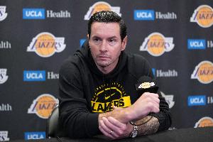 雷迪克：上赛季我们花两个月才找到三分手感 希望这次不用那么久