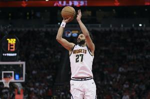 状态不错！贾马尔·穆雷半场11中6拿下16分3板3助 首节10分