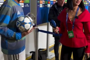 欧冠打进60球+第4次戴帽！姆巴佩当选全场最佳并带走比赛用球