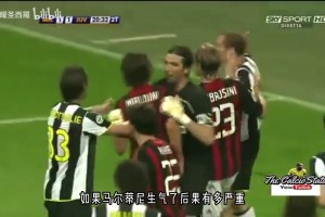 因扎吉当年惨遭对手抠屁股，许多年后维埃里：你啥感觉啊