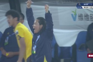 面对出击的门将！徐州队错失良机