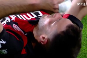 可惜！普利西奇分球帕夫传中！S-希门尼斯头球稍稍偏出！