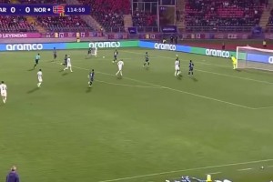 挪威加时绝杀巴拉圭！拉格雷德突爆巴拉圭后防一脚横传队友吃饼！