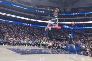 这八大超巨两两PK谁最强？霍华德选到最后：勒布朗最强！