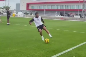 一去不复返！当年的阿扎尔是这么踢球的！