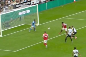 当丝滑配合遇上顶级扑救！阿森纳这次配合已经够逆天了，没想到..