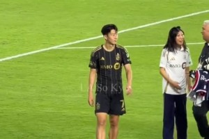 英超第一后腰？切尔西：不是世界波他不进！