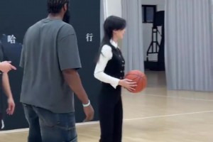 记者牛志明：泰山队五外援齐整，高准翼复出，年轻球员数量减少