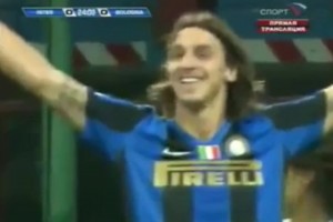 恐怖连线！阿德助攻伊布蝎子摆尾破门！穆帅：这也能进？