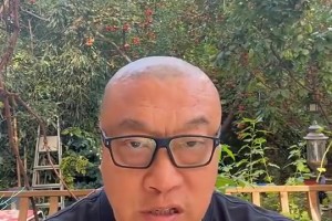 平地起惊雷！南京球员这脚远射，相当有质量啊！