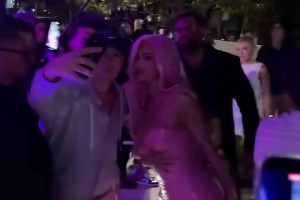 曾嫁给NBA球员贾里奇的名模利马，如今44岁仍在维密奋战