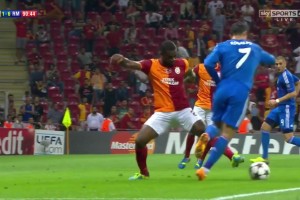 状态全盛时期的C罗有多强？C罗踩单车戏耍过人爆射破门戴帽！