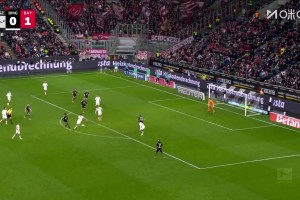 拜仁2-0领先门兴，格雷罗门前低射破门