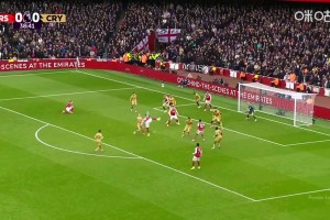 帅炸天！埃泽二踢脚攻破旧主大门，阿森纳1-0领先水晶宫