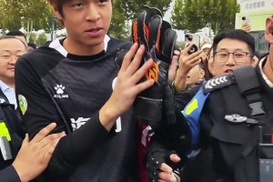 无锡这对父子展现了苏超的独特魅力